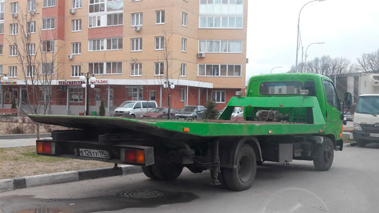 evakuatori v Южном Тушино